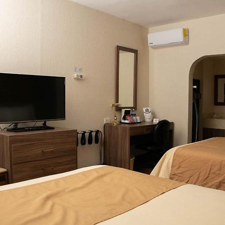 Best Western Cumbres Inn Cd. Cuauhtemoc Exterior photo
