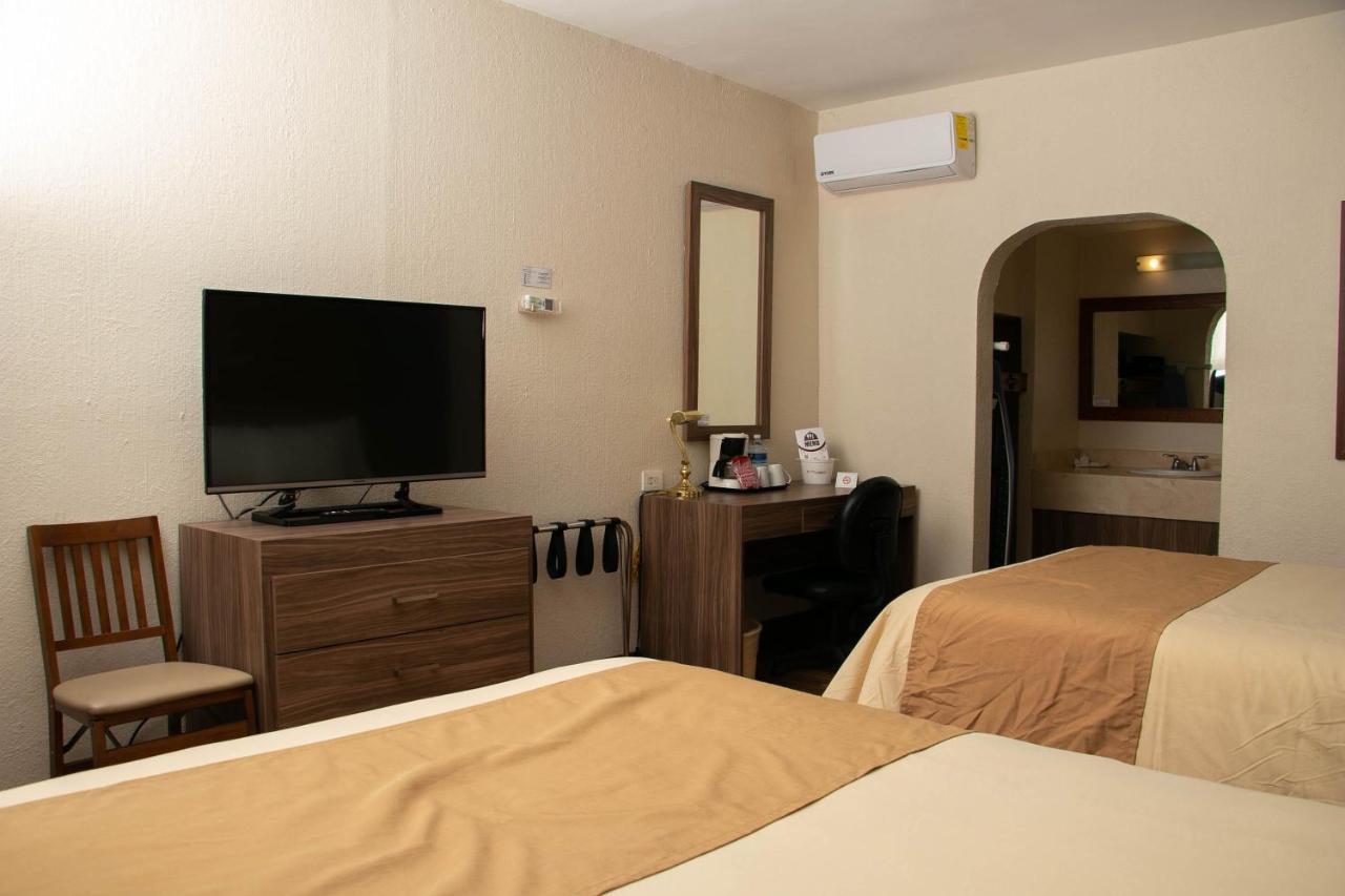 Best Western Cumbres Inn Cd. Cuauhtemoc Exterior photo