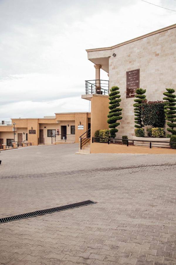 Best Western Cumbres Inn Cd. Cuauhtemoc Exterior photo
